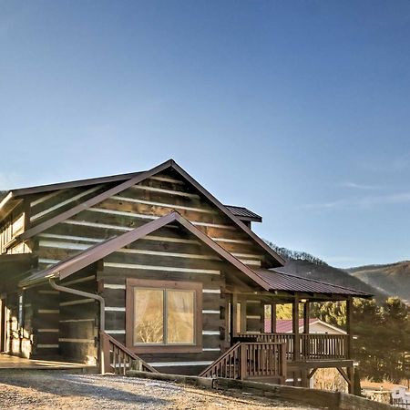 The Cabin At Marys Place With Deck And Mtn Views! Villa Maggie Valley Exterior photo
